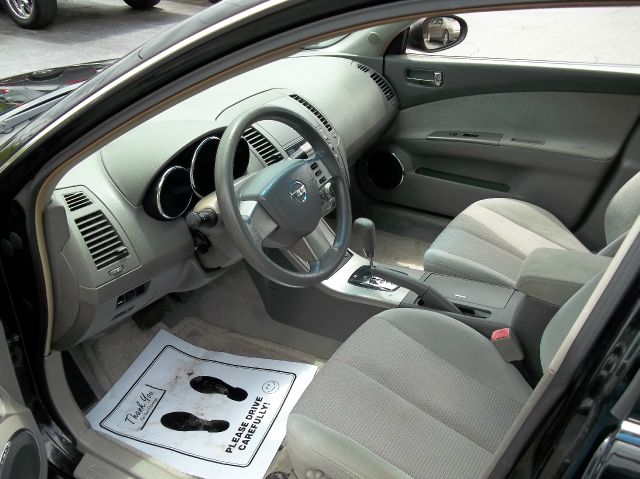 Nissan Altima 2005 photo 4