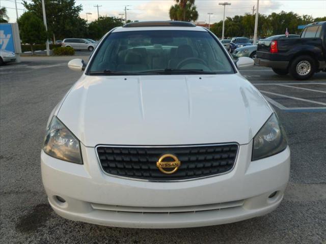 Nissan Altima 2005 photo 1