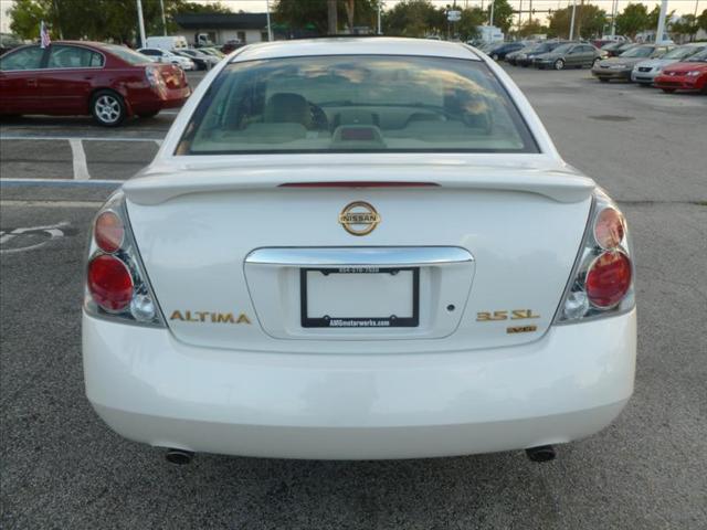 Nissan Altima 2005 photo 5