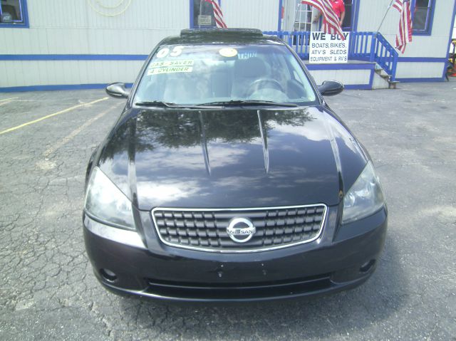 Nissan Altima 2005 photo 1