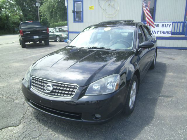 Nissan Altima 2005 photo 2