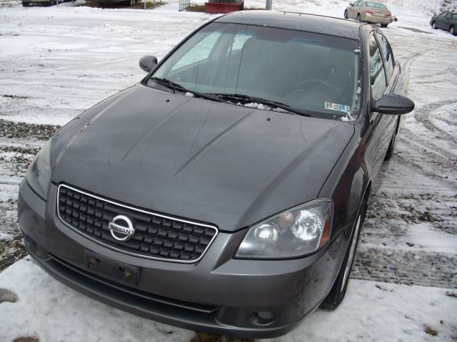 Nissan Altima 2005 photo 2