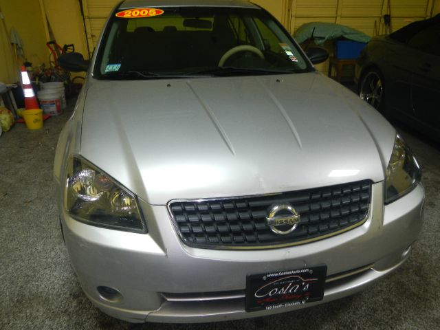 Nissan Altima 2005 photo 3