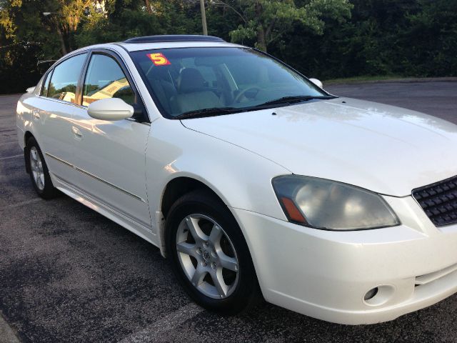 Nissan Altima 2005 photo 4