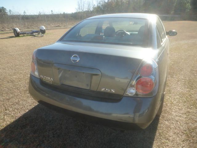 Nissan Altima 2005 photo 3