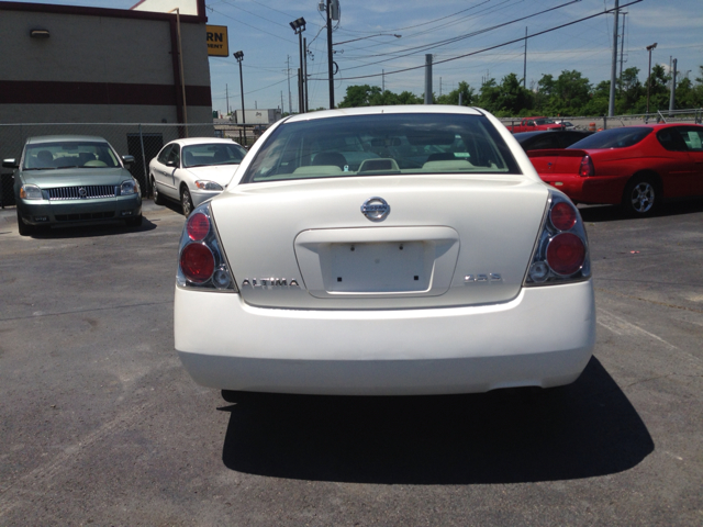 Nissan Altima 2005 photo 1