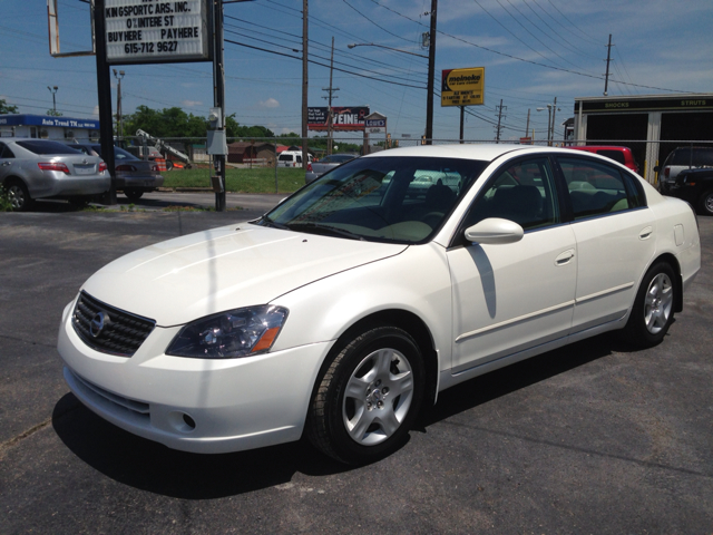 Nissan Altima 2005 photo 4