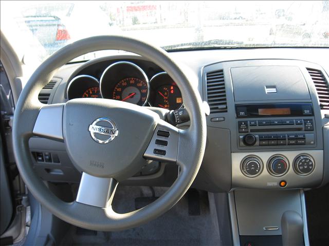 Nissan Altima 2005 photo 2