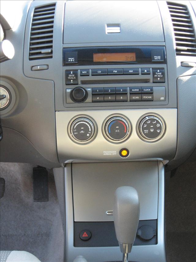 Nissan Altima 2005 photo 3