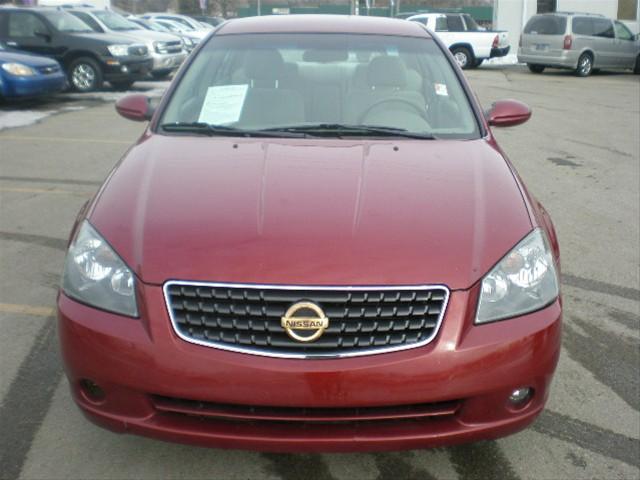 Nissan Altima 2005 photo 1