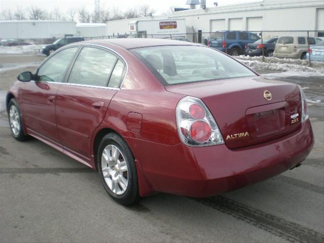 Nissan Altima 2005 photo 4