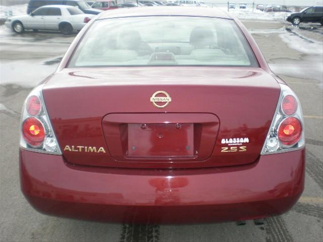 Nissan Altima 2005 photo 5