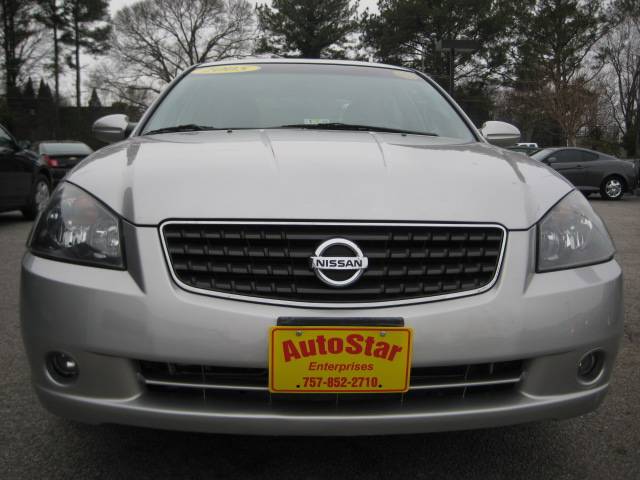 Nissan Altima 2005 photo 1