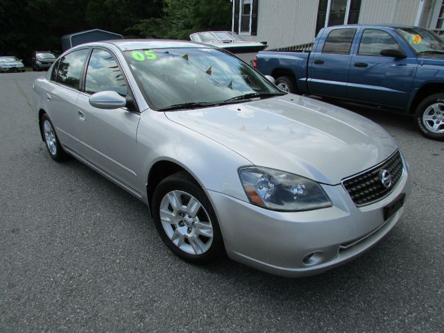 Nissan Altima 2005 photo 14