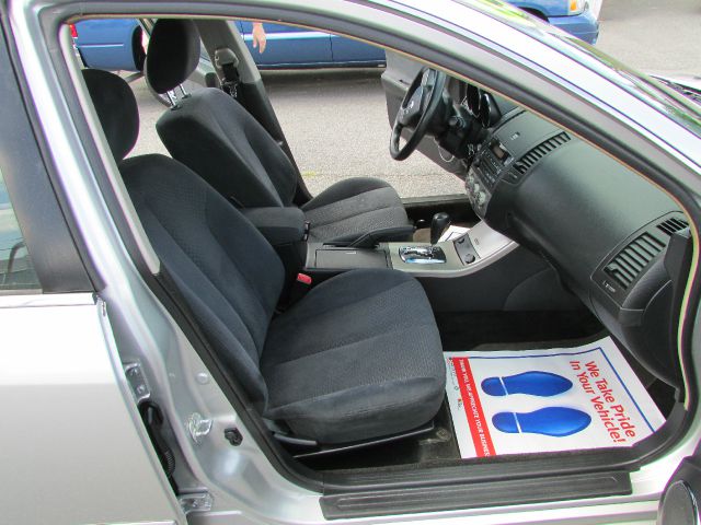 Nissan Altima 2005 photo 7