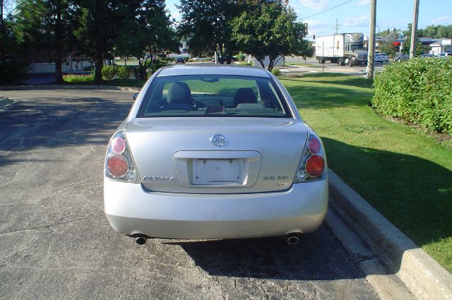 Nissan Altima 2005 photo 3