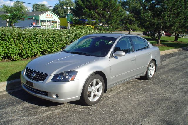 Nissan Altima 2005 photo 4