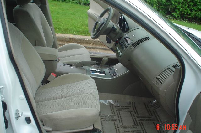 Nissan Altima 2006 photo 14