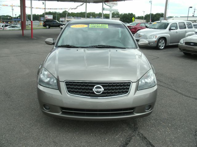 Nissan Altima 2006 photo 2