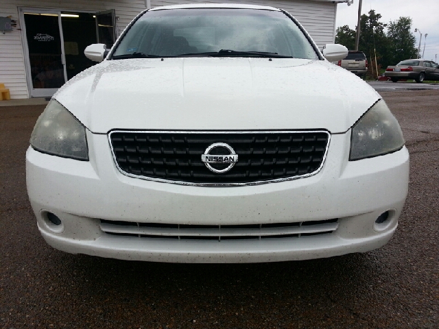 Nissan Altima Unknown Sedan