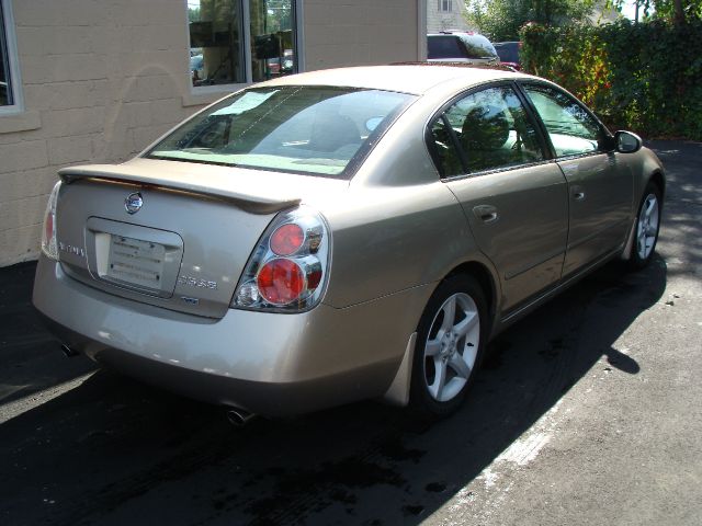 Nissan Altima 2006 photo 1