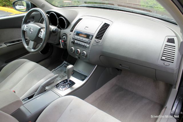 Nissan Altima 2006 photo 25