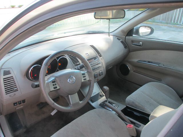 Nissan Altima 2006 photo 11