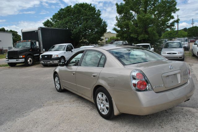 Nissan Altima 2006 photo 13