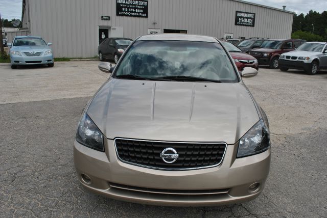 Nissan Altima 2006 photo 14