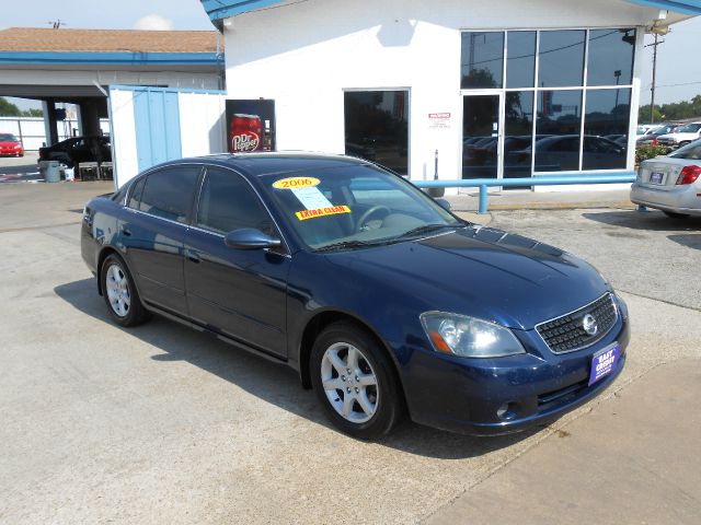 Nissan Altima 2006 photo 1