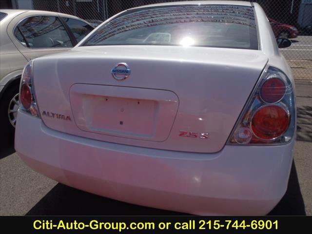 Nissan Altima 2006 photo 1