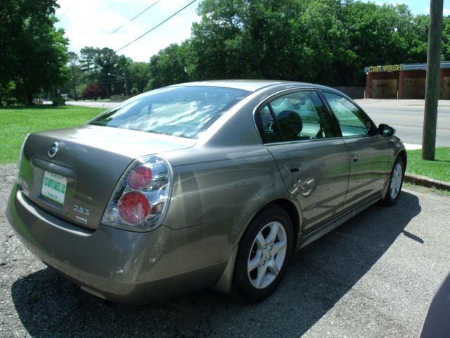 Nissan Altima 2006 photo 1