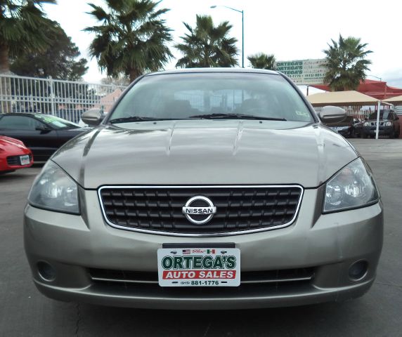 Nissan Altima 2006 photo 1