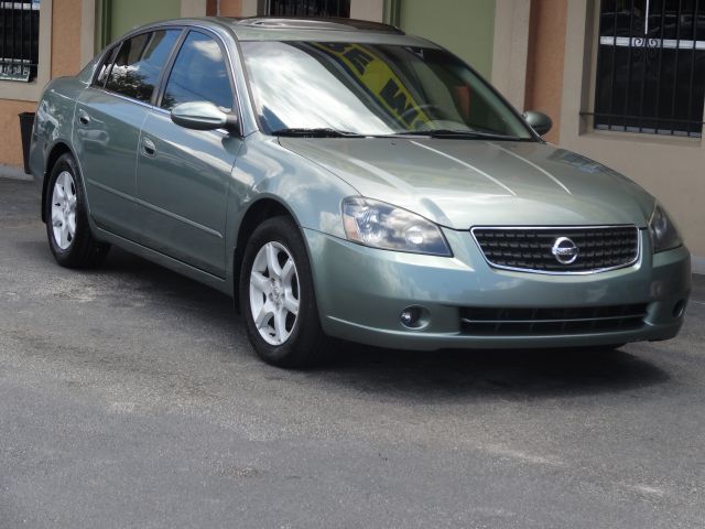 Nissan Altima 2006 photo 1