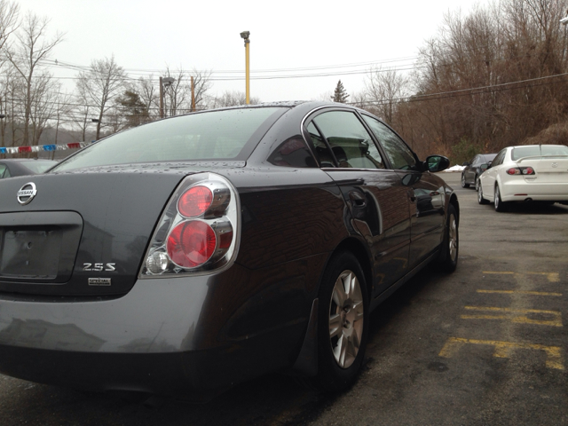 Nissan Altima 2006 photo 3