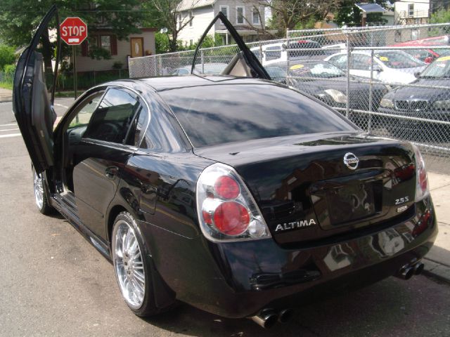 Nissan Altima 2006 photo 1