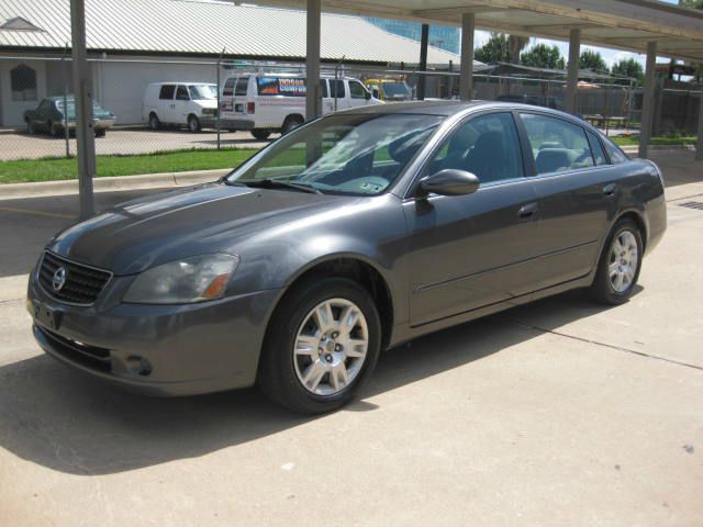 Nissan Altima 2006 photo 2