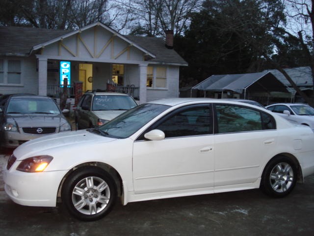 Nissan Altima 2006 photo 1