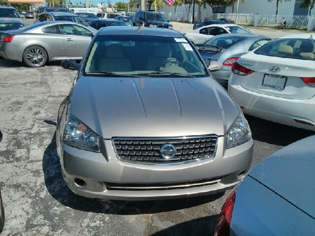 Nissan Altima 2006 photo 1