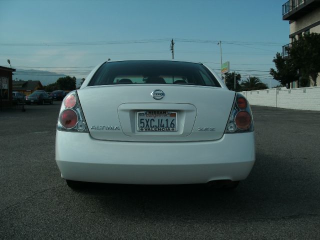 Nissan Altima 2006 photo 1