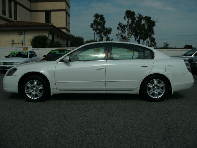 Nissan Altima 2006 photo 2