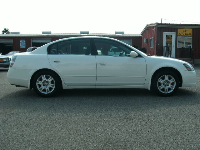 Nissan Altima 2006 photo 4