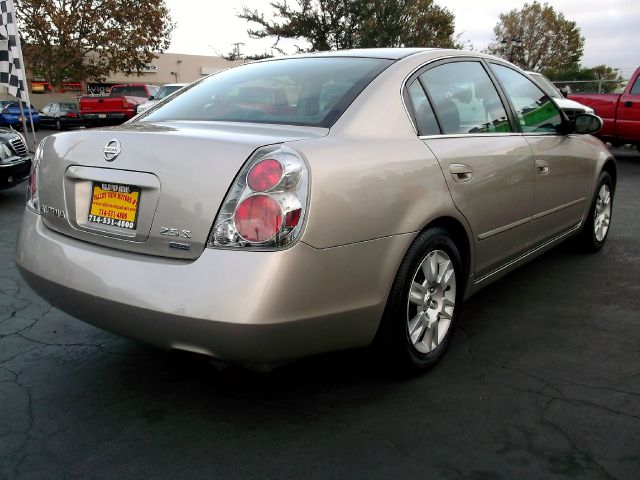 Nissan Altima 2006 photo 4