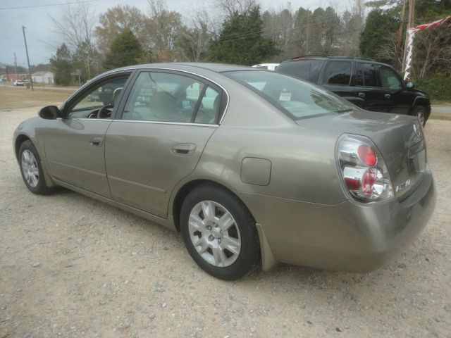 Nissan Altima 2006 photo 2