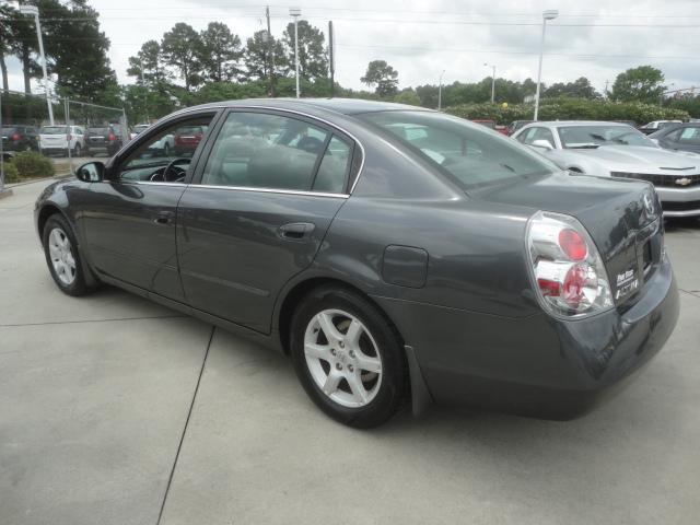 Nissan Altima 2006 photo 3