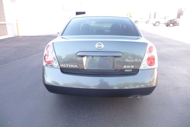 Nissan Altima 2006 photo 2