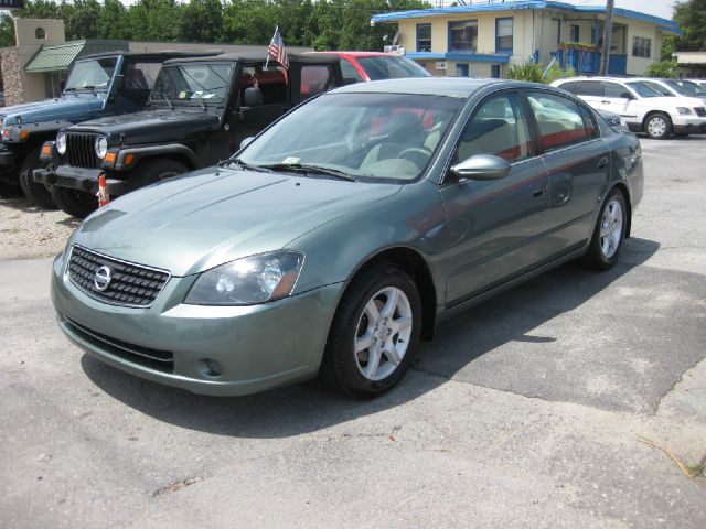 Nissan Altima 2006 photo 1