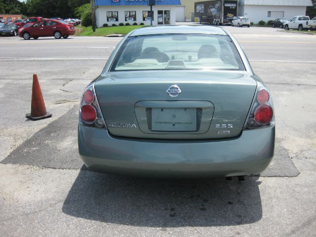 Nissan Altima 2006 photo 2