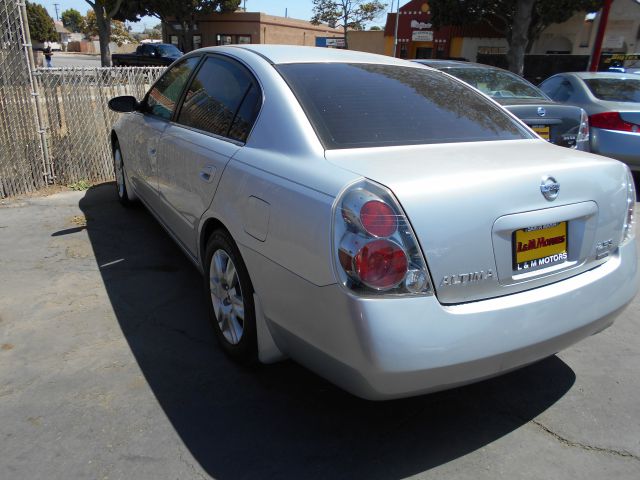 Nissan Altima 2006 photo 1