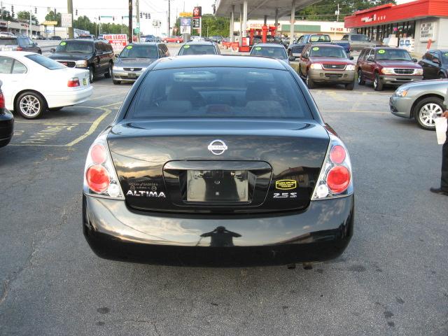 Nissan Altima 2006 photo 2